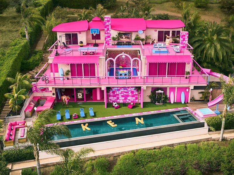 Barbie Malibu House