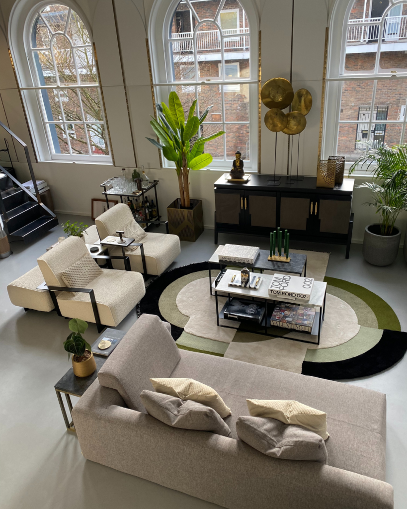 Living Room With Neutral Tones And Green Tones By Casa Botelho