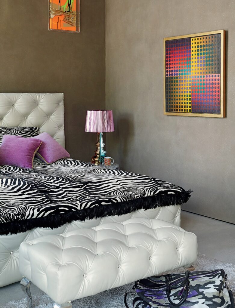 Water Harbor: Where Art, Water, And Industrial Interior Design Meet, Bedroom