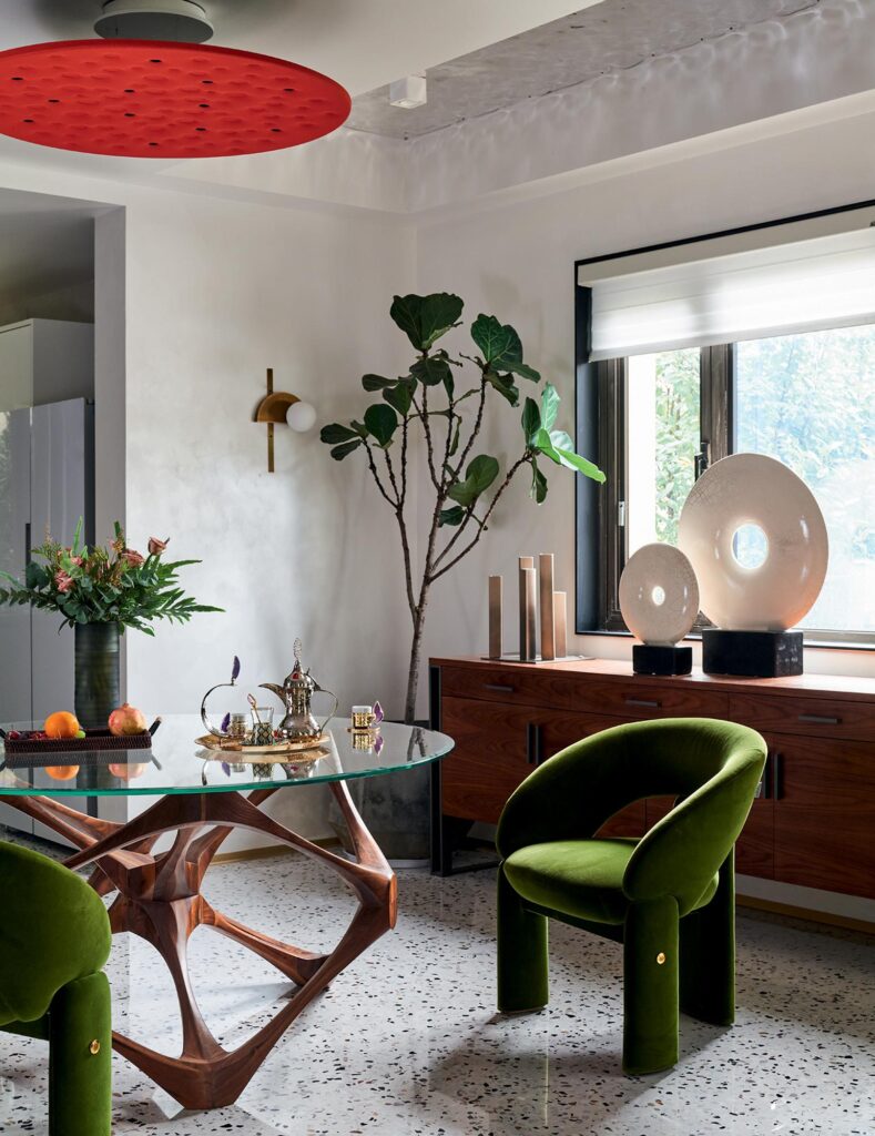 Blending Holiday Home Decor With Color And Texture