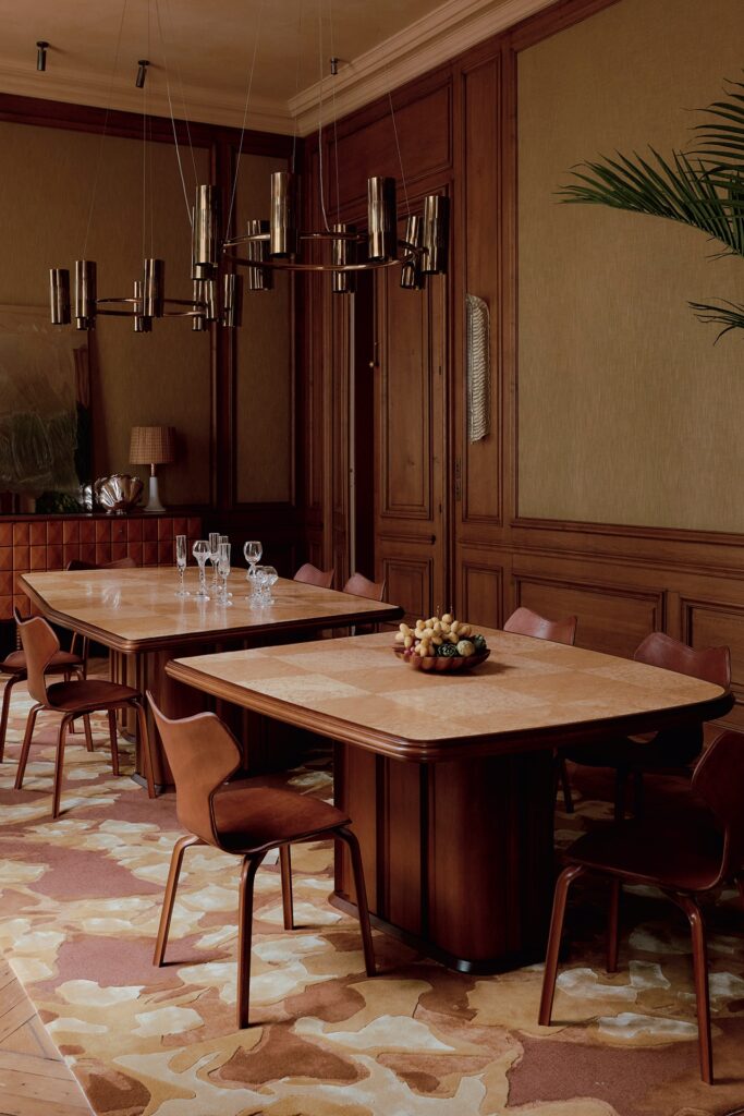 Mansion Interior Design: A Parisian Masterpiece, Dining Area
