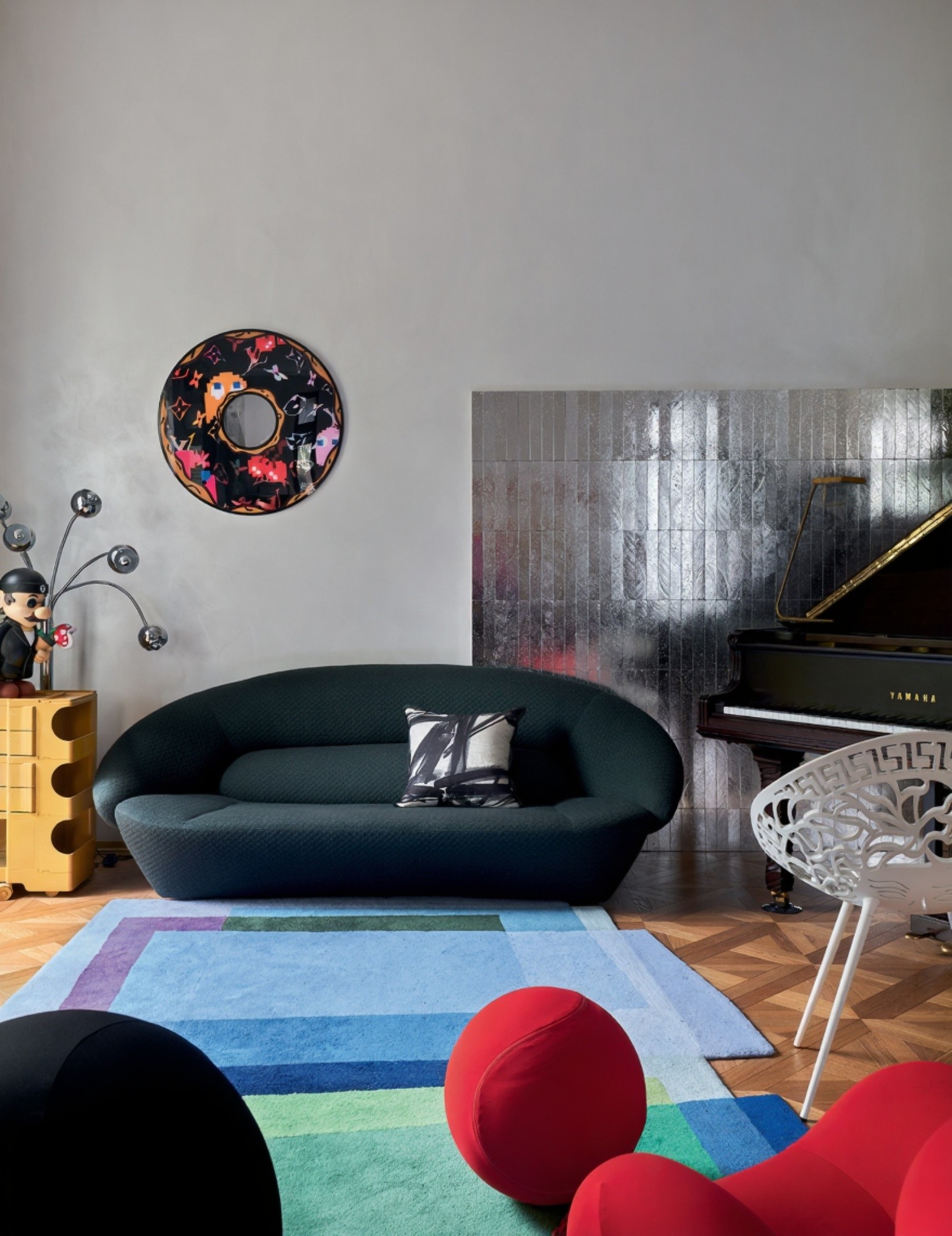 Blending Holiday Home Decor With Color And Texture, Living Room