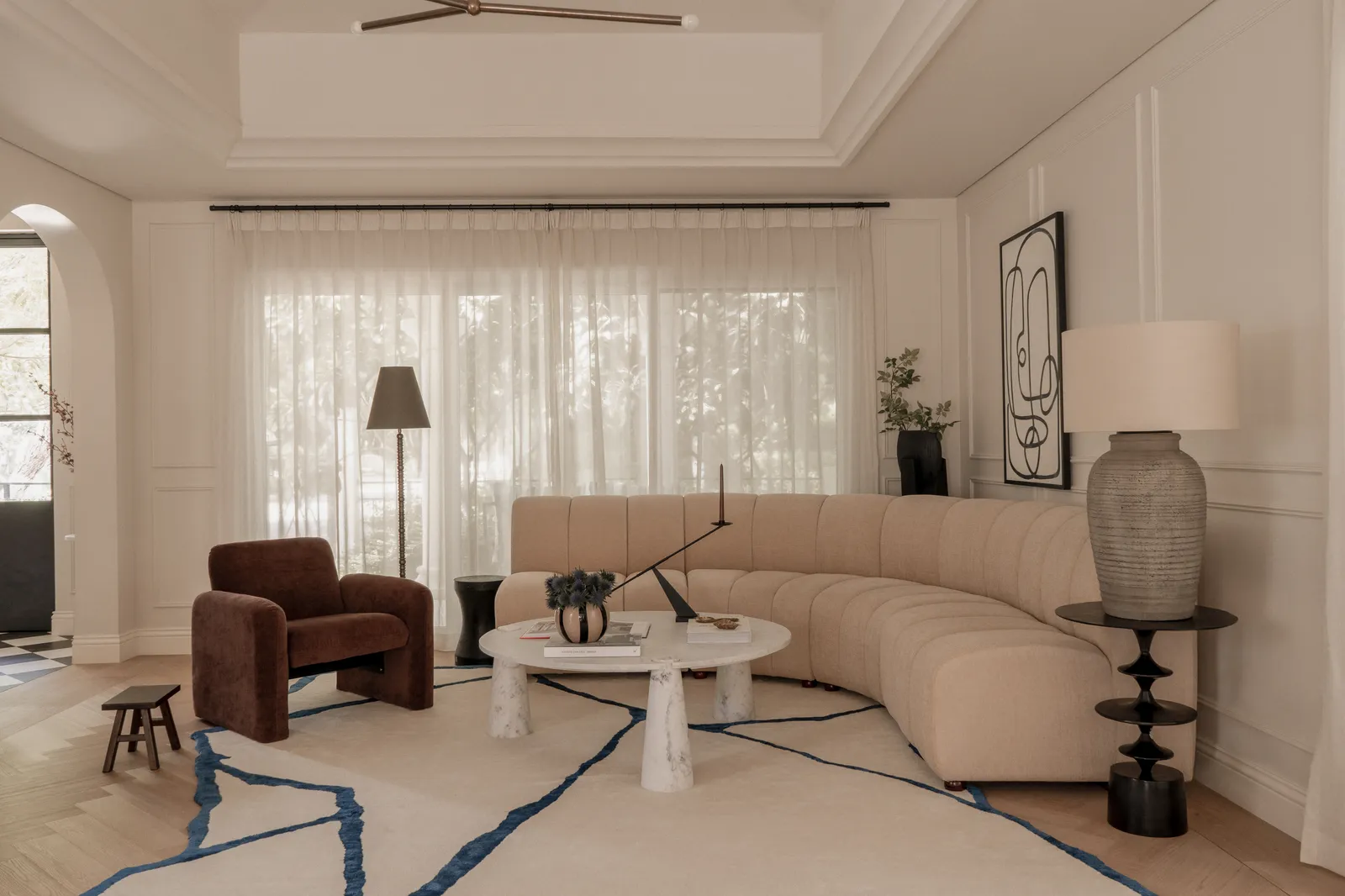 Embracing Mediterranean Style: A Dubai Villa Blending Light, Warmth, And Texture