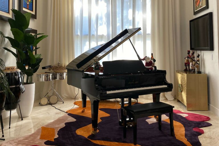 Piano on Piano: Explore this Inspiring Eclectic Interior Design Project